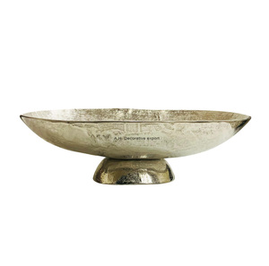 Bol de table en aluminium couleur bronze Nouveau design Bols sur pied de forme ovale faits à la main Hôtels Restaurants Salade de fruits Plat de service - Product Image 5