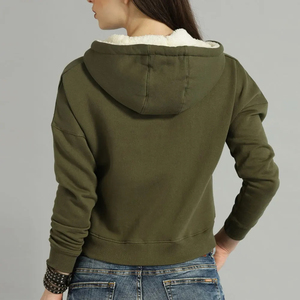 Top Corto con Cierre y Bolsillo Tipo Canguro, Estilo Deportivo, Color Sólido, Personalizable con Logotipo, Uso de Marca Privada, Superventas 2025 - Product Image 3