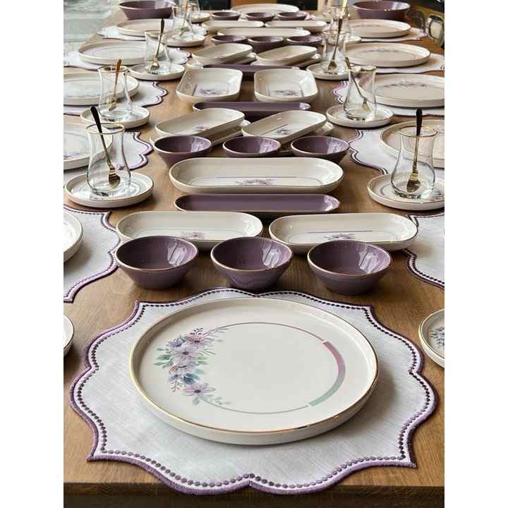 Breakfast Set Lindy 94 Pieces for 12 People