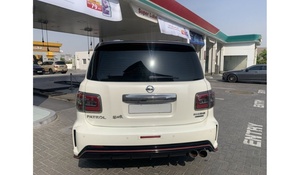 Nissan Patrol XE AWD 2018 utilisé avec pneus R20 Sièges en cuir intérieur foncé Sièges en cuir - Product Image 4