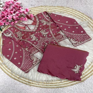 Sari VASTRA COTTAGE de satén bicolor con hermosos bordados de cuentas en todo el borde Arco y blusa de satén bicolor cosida - Product Image 6