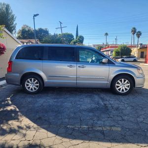 USADO LHD/RHD 2016 CHRYSLER T0WN & C0UNTRY T0URING FWD - Product Image 3