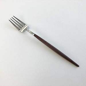 Fourchette de table élégante à manche beige Fourchette en acier inoxydable pour salle à manger fine Fourchette de couleur neutre pour paramètres de table à manger polyvalents - Product Image 6