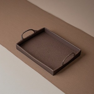 Plateau en cuir fait main fonctionnel avec finition attrayante adapté au stockage, au service ou à l'affichage décoratif dans n'importe quel cadre - Product Image 6