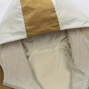 Nueva chaqueta cortavientos para mujer 2025, ropa deportiva de invierno de alta calidad personalizada, chaqueta cortavientos OEM con servicio para mujer - Product Image 3