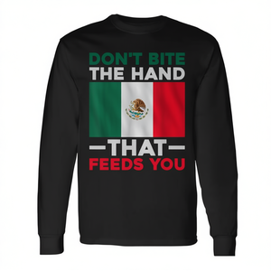 Camiseta de Manga Larga con Estampado de Inmigración ICE Raids, No Muerdas la Mano Que te Tiene Alimento - Producto Promocional - Product Image 2