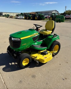 Tracteur tondeuse à gazon diesel 2 temps John Deere X750 industriel, livraison gratuite - Product Image 1