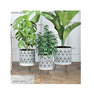 Lot de 3 pots de fleurs de forme ronde de qualité supérieure en métal de différentes tailles pour fournisseur de gros - Product Image 1
