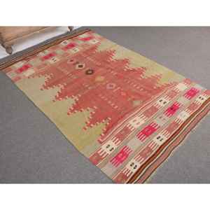 Alfombra Kilim Vintage de 4.6x6.6 pies, Alfombra Turca Roja con Estampado Animal de Lana - Product Image 1