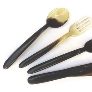Utensilios de Cocina de Lujo Decorativos con Diseño de Cuerno, Ecológicos, Aptos para Lavavajillas, Hechos en India - Product Image 1
