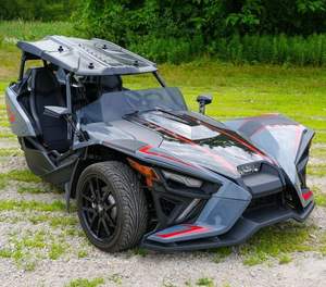 Ahora Disponible Nueva Motocicleta Slingshots SLR Red Shadow (AutoDrive) 50-100CC >80km/h de Caucho Natural - Product Image 2