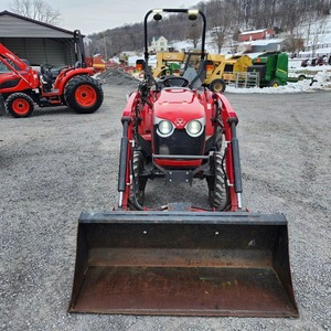 รถแทรกเตอร์ Massey Ferguson GC1723EB จัดส่งรวดเร็ว ราคาขายส่งสุดคุ้ม รถแทรกเตอร์สำหรับการเกษตร ออกแบบมาเพื่อความทนทาน เหมาะอย่างยิ่ง - Product Image 6