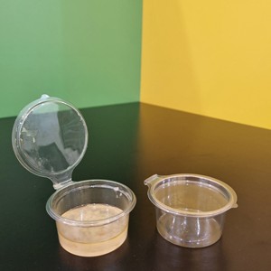 Récipient jetable en plastique PET pour emballages alimentaires, tasse à sauce avec couvercle à charnière, fournisseur de 2oz 60ml du Vietnam - Product Image 3