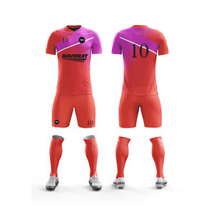 Fournisseur en gros d'uniformes de football personnalisés |   Tailles pour hommes, femmes et jeunes |   Vêtements de sport légers et à séchage rapide en gros - Product Image 2