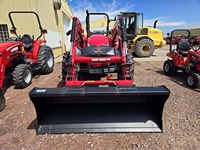 Tracteur Massey Ferguson 4710 avec chargeur FL3522, joystick à attache rapide pour chargeuse compacte, godet de 84 pouces, garantie complète de 2 ans plus.