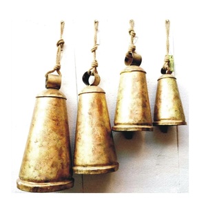 Clochettes de vache en métal, design personnalisé, fabrication artisanale, clochettes de vache antiques, prix de gros, provenance Inde - Product Image 3