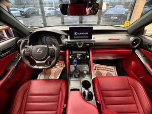 Increíble Lexus IS 350 F Sport AWD 2023 en perfectas condiciones con poco kilometraje en stock, ofrecido a una oferta increíble que no querrás perderte - Product Image 4