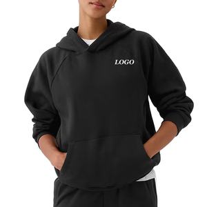 Sudadera con Capucha para Mujer, Estilo Moderno para Invierno, con Dobladillo Acanalado, Mangas Largas, Bolsillos Tipo Canguro y Logotipo, Pedidos al por Mayor - Product Image 1