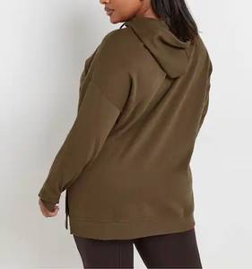 Sudadera con capucha de lana personalizada de calidad superior para mujer Jersey acogedor y cómodo Ideal para clima frío y trajes de moda - Product Image 3