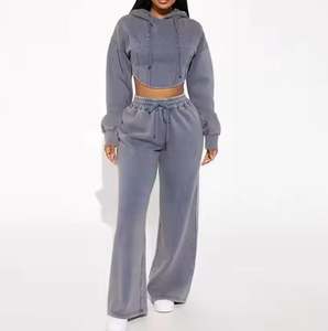 Vente en gros de sweat à capuche court pour femmes streetwear tendance avec logo personnalisé imprimé et col à capuche vêtements courts tricotés pour l'hiver - Product Image 6