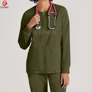 Chaquetas Quirúrgicas Personalizadas de Alta Calidad para Mujer con Cierre en el Cuello, Cálidas para Invierno, con Puños Acanalados y Relleno de Algodón, Tejido Estampado - Product Image 4