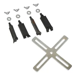 Clé à 4 griffes réglable pour couvercle de réservoir de carburant Outil de véhicule en acier multifonction 55mm-160mm pour le retrait de la pompe à carburant et du filtre à huile - Product Image 1