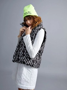 Chaleco acolchado de alta calidad para mujer, chaqueta sin mangas de burbujas a la moda de invierno, chaleco con cremallera de Color sólido - Product Image 4