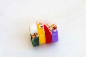 Resin Acrylic Rings Round Shape Handcrafted Love Ring Women Party Jewelry Wholesale Supply for Best Price - Product Image 2