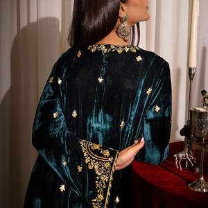 Robe en velours fantaisie, design traditionnel et moderne, élégante, pour l'hiver, de luxe, pour mariage, réversible, séchage rapide, haute qualité, pour femme, pour événements - Product Image 3