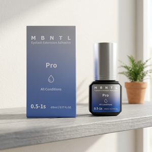 Colle pour extensions de cils MBNTL Korean HQ 5ml, 99,8% monomère japonais, séchage rapide 0,5-1s, résistante à l'huile et à l'eau, certifiée ISO22716 - Product Image 1
