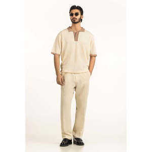 Polo à coupe classique, techniques de broderie foncées, tricoté de haute qualité, anti-plis, respirant, uni, pour le golf, disponible en taille XL, coupe ajustée - Product Image 4