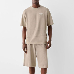 เสื้อยืดและกางเกงขาสั้นของผู้ชายชุดเสื้อยืด2ชิ้นฤดูร้อนหลากสีชุดสั้นโอเวอร์ไซส์ออกแบบโลโก้ได้ตามต้องการ - Product Image 1