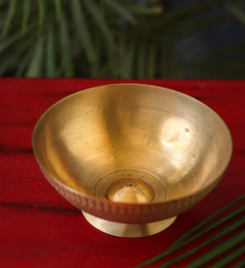 Sous-verre rond en laiton poli, style classique, écologique, design martelé, personnalisable, qualité supérieure, pour servir les fruits, compatible lave-vaisselle - Product Image 1