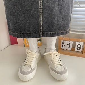 Zapatillas deportivas todo en uno, nuevas para otoño e invierno 2026, con suela gruesa, diseño de estrellas, zapatillas blancas de cuero para el tiempo libre. - Product Image 5