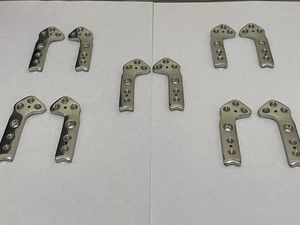 แผ่นล็อคกระดูกสัตวแพทย์10ชิ้น tplo ยาว3.5มม. 60ด้านขวาและด้านซ้ายได้รับการรับรอง CE - Product Image 3