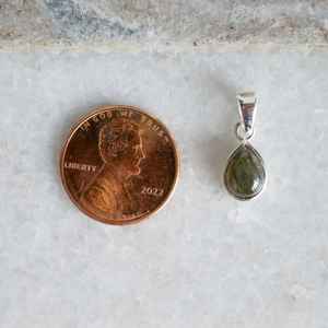 Pendentif en Labradorite fait main en argent sterling 925 bijoux en pierres précieuses avec breloque en pierre naturelle cadeau pour elle - Product Image 5