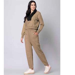 Chándal personalizado nuevo y elegante con logotipo personalizado sudaderas con capucha y chándal para correr conjunto de 2 piezas chándales de mujer para mujer - Product Image 1