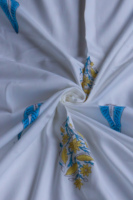 Drap de lit en coton imprimé à la main |   Drap de lit blanc à motif floral et paisley avec bordure |   Literie artisanale indienne pour la vente en gros