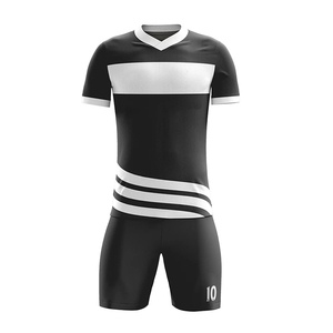 Ensemble de football personnalisé noir et bleu, maillot à manches courtes et short imprimés, séchage rapide, 100 % polyester, anti-UV - Product Image 5