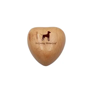 وعاء خشبي مخصص على شكل قلب للشخص أو رماد الحيوانات الأليفة للكلب أو الإنسان صناديق يدوية خشبية للحرق وعلامات حائط