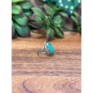 Anillo coleccionable de turquesa y plata de ley con motivos culturales navajo, talla 5.75 - Product Image 5