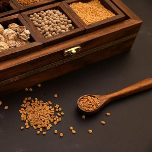 Boîte Masala en bois de Sesham de qualité supérieure Conteneur de stockage d'épices Compartiments multiples Passe au lave-vaisselle Couleur personnalisable pour la maison - Product Image 2