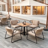 Ensemble de meubles de jardin et de patio personnalisés avec logo OEM, table rectangulaire avec plateau en verre, fauteuil en rotin PE, combinaison de salle à manger extérieure