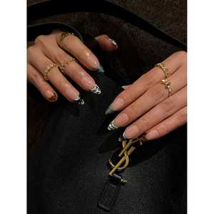 Unghie Finte Stile Safari Chic, Design Elegante per Donne Attente alla Moda - Product Image 4