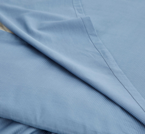 Juego de Sábanas de 4 Piezas de Satén Blanco con Diseño de Rayas, Tejido Liso de Poliéster y Algodón, Tamaño Queen, para Hogar y Hotel - Product Image 4