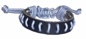 สร้อยข้อมือหนัง Nappa แบบแบนสำหรับทั้งชายและหญิงดีไซน์ทางศาสนาพร้อมเพชรมุก - Product Image 3