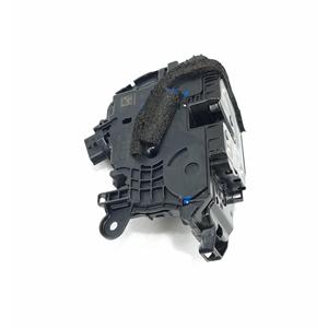 Serratura Anteriore Destra NISSAN Serie Micra (K14) 80500-5FA0A (17>) - Product Image 1