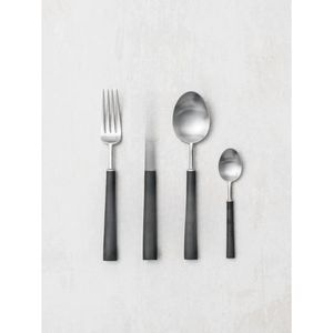 ชุดช้อนส้อมแบบแบนขัดเงากระจกหรูหราที่จับกระดูกสีดำเหมาะสำหรับช้อนในงานแต่งงานชุดรับประทานอาหารคุณภาพระดับพรีเมียมจากอินเดีย - Product Image 1