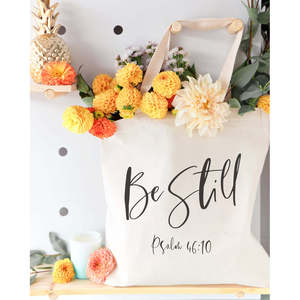 กระเป๋าผ้าแคนวาสลาย "Be Still Psalm 46:10" พร้อมงานปักและตกแต่งตัวอักษร ปิดแบบเปิดและมีเชือกผูก เหมาะสำหรับทุกฤดูกาล - Product Image 5