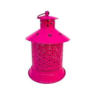 Ensemble de 4 lanternes de différentes couleurs, taille et forme personnalisées, avec une qualité de luxe pour le Ramadan Kareem - Product Image 3